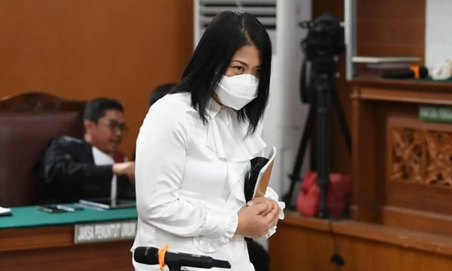 Sembuh dari Covid-19, Putri Candrawathi Kembali Hadiri Sidang Lanjutan