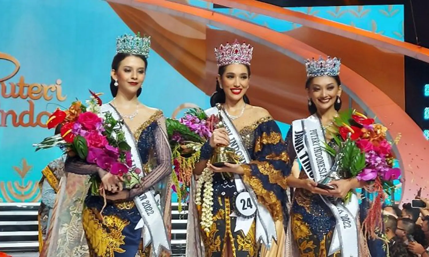 Putri Bali, Laksmi Shari Terpilih Jadi Juara Puteri Indonesia 2022