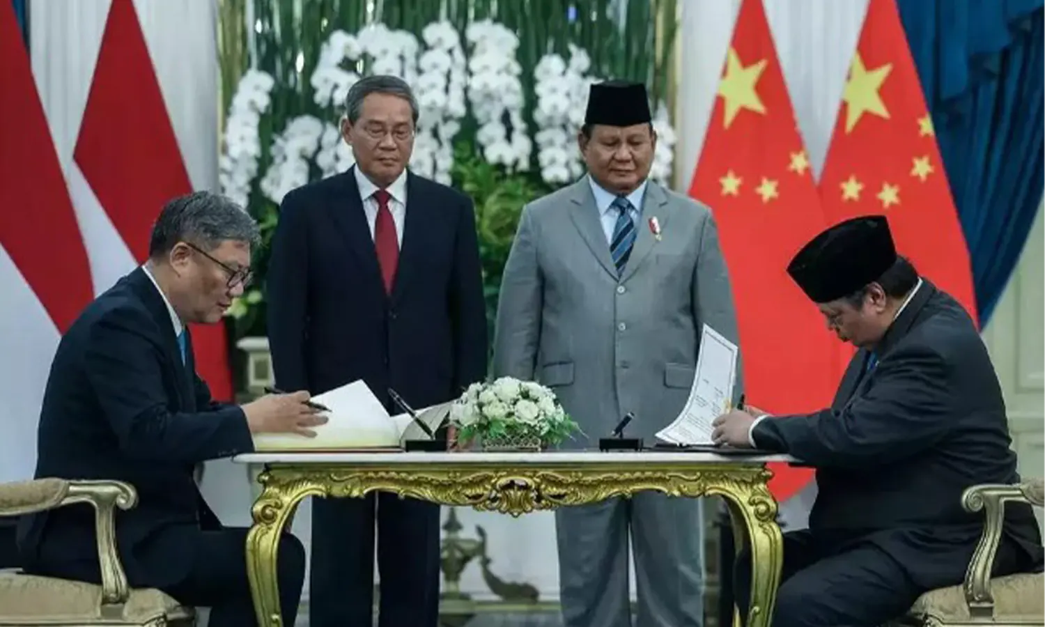Prabowo dan PM China Sahkan 4 MoU Ekonomi, Tanda Eratnya Hubungan RI-Tiongkok