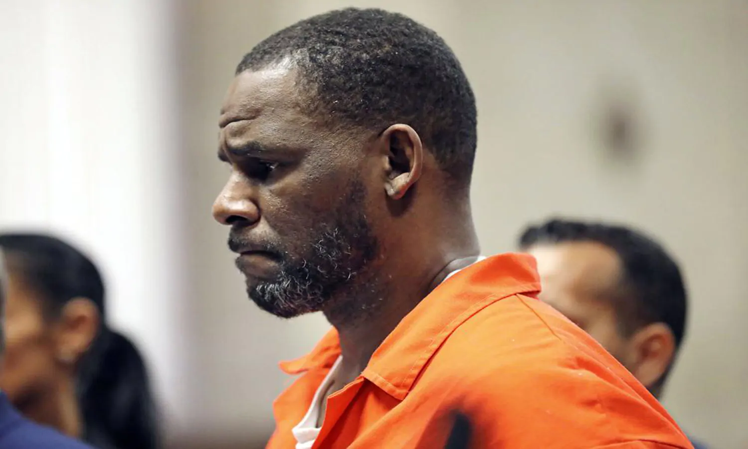 Rapper R Kelly Dihukum 30 Tahun Penjara atas Kasus Kekerasan dan Perdagangan Seks