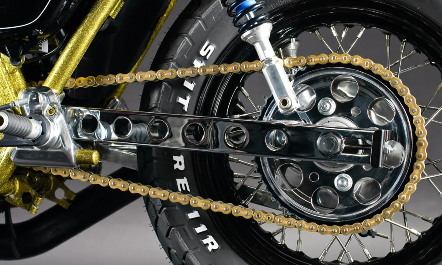 Jadwal dan Cara yang Tepat Membersihkan Rantai Motor