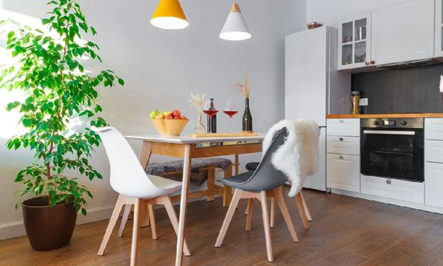 10 Inspirasi Desain Ruang Makan Minimalis Mewah