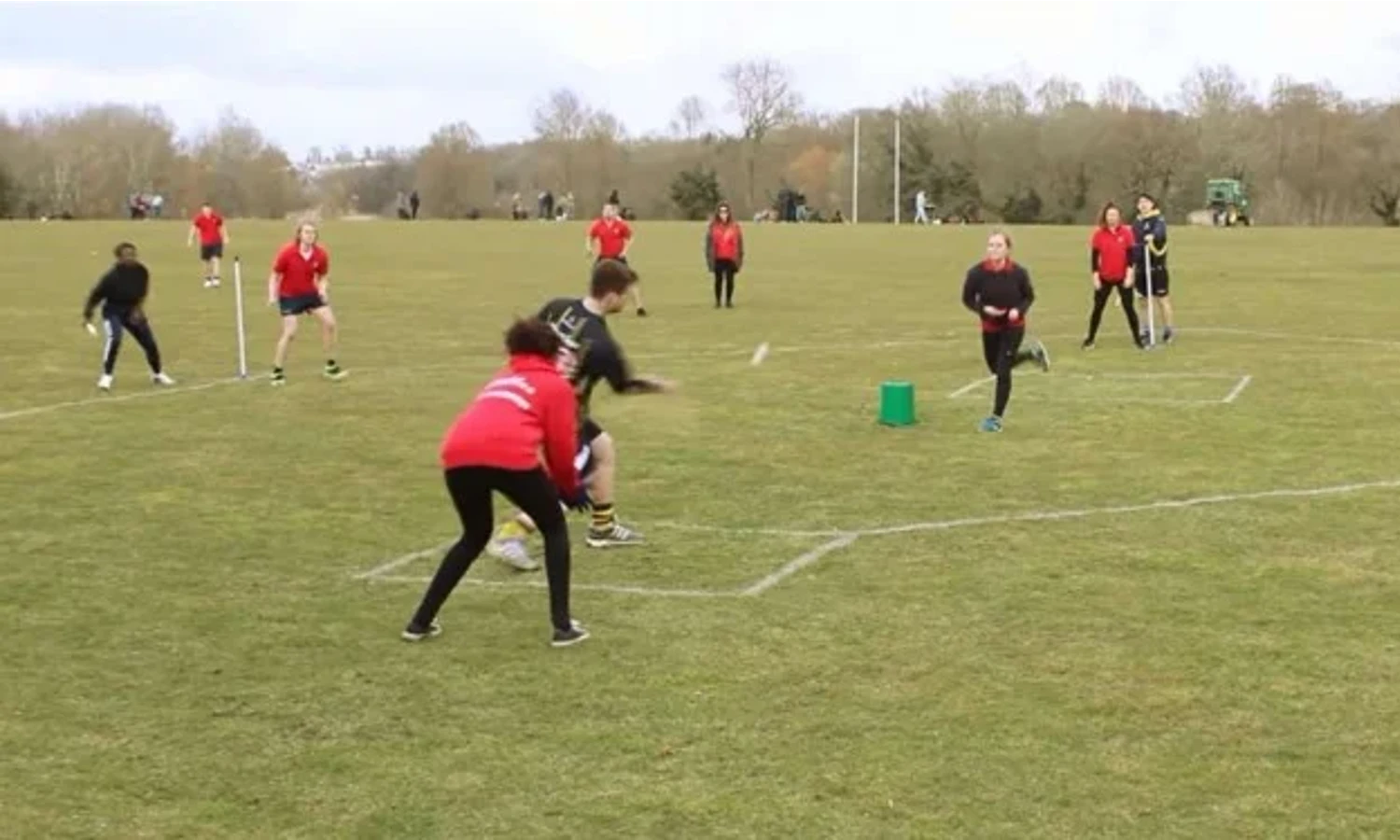 Teknik Dasar dan Ukuran Lapangan Permainan Rounders