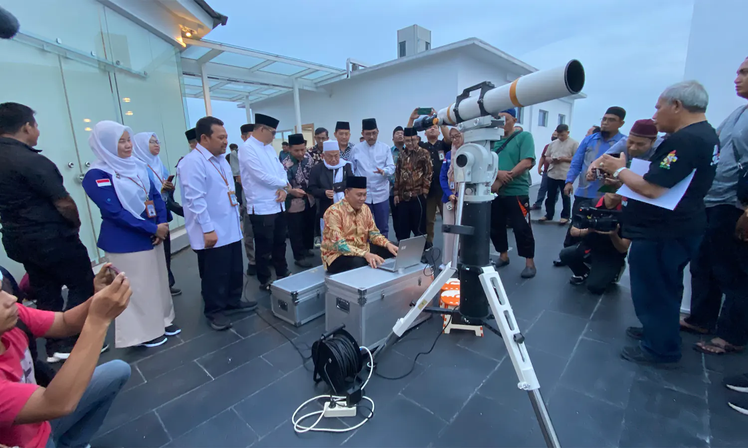 BMKG-MUI Sumut Sebut Hilal 1 Syawal Tak Terlihat, Ketinggian Hanya 2 Derajat