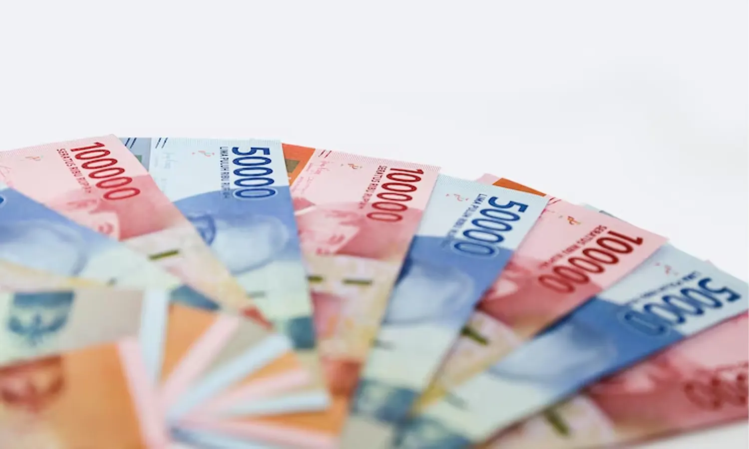 Jrengg! Rupiah Menguat Jelang Pengumuman Data Inflasi AS