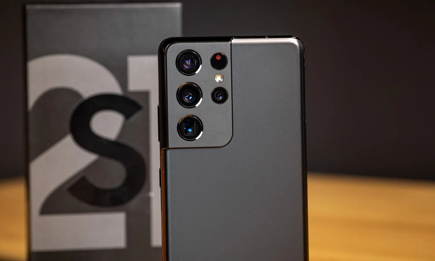 Sutradara Hollywood Bikin Film Menggunakan Samsung Galaxy S21 Ultra