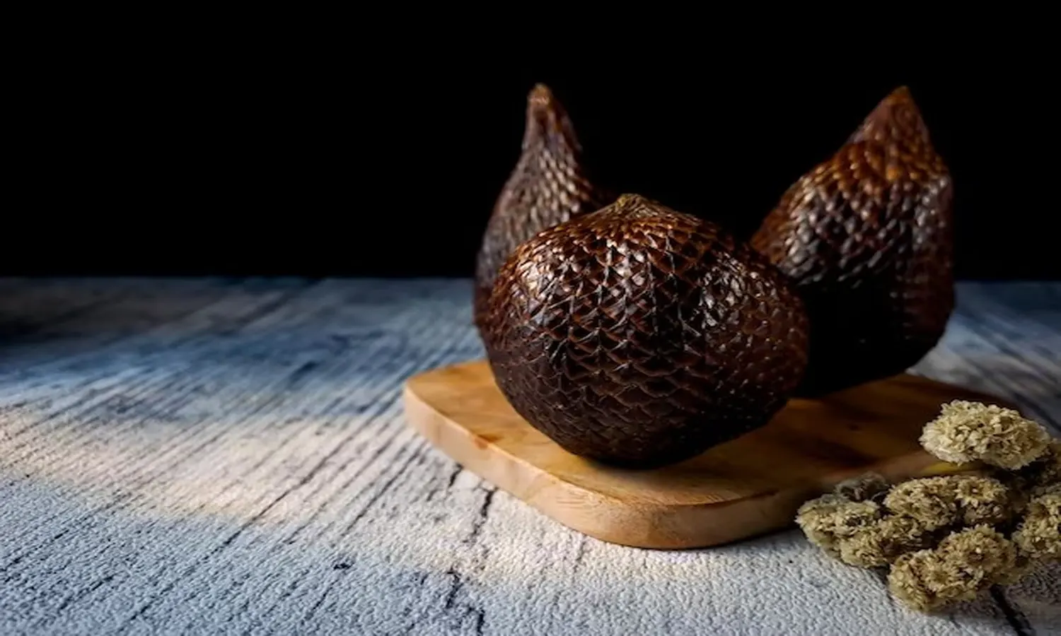 Salak Pondoh: Taksonomi, Cara Budidaya, Kandungan Nutrisi, Manfaat, dan Aneka Olahan