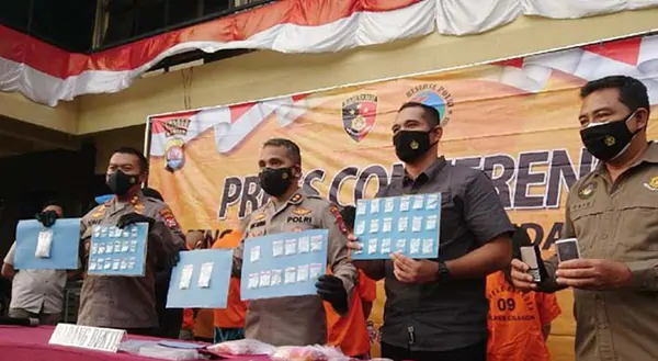 Lima Orang dalam Satu Keluarga Diamankan karena Jadi Pengedar Sabu