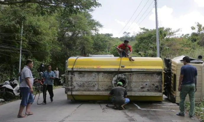 Turunan Sigar Bencah Kembali Mengambil Korban, 4 orang Tewas Dalam Kecelakaan Beruntun