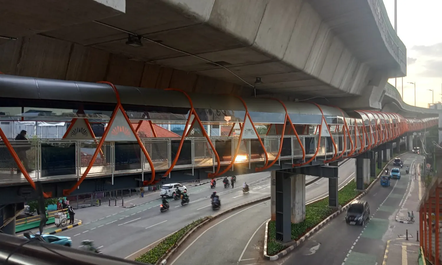 Beberapa Kali Ditunda, Skywalk Kebayoran Akhirnya Diresmikan