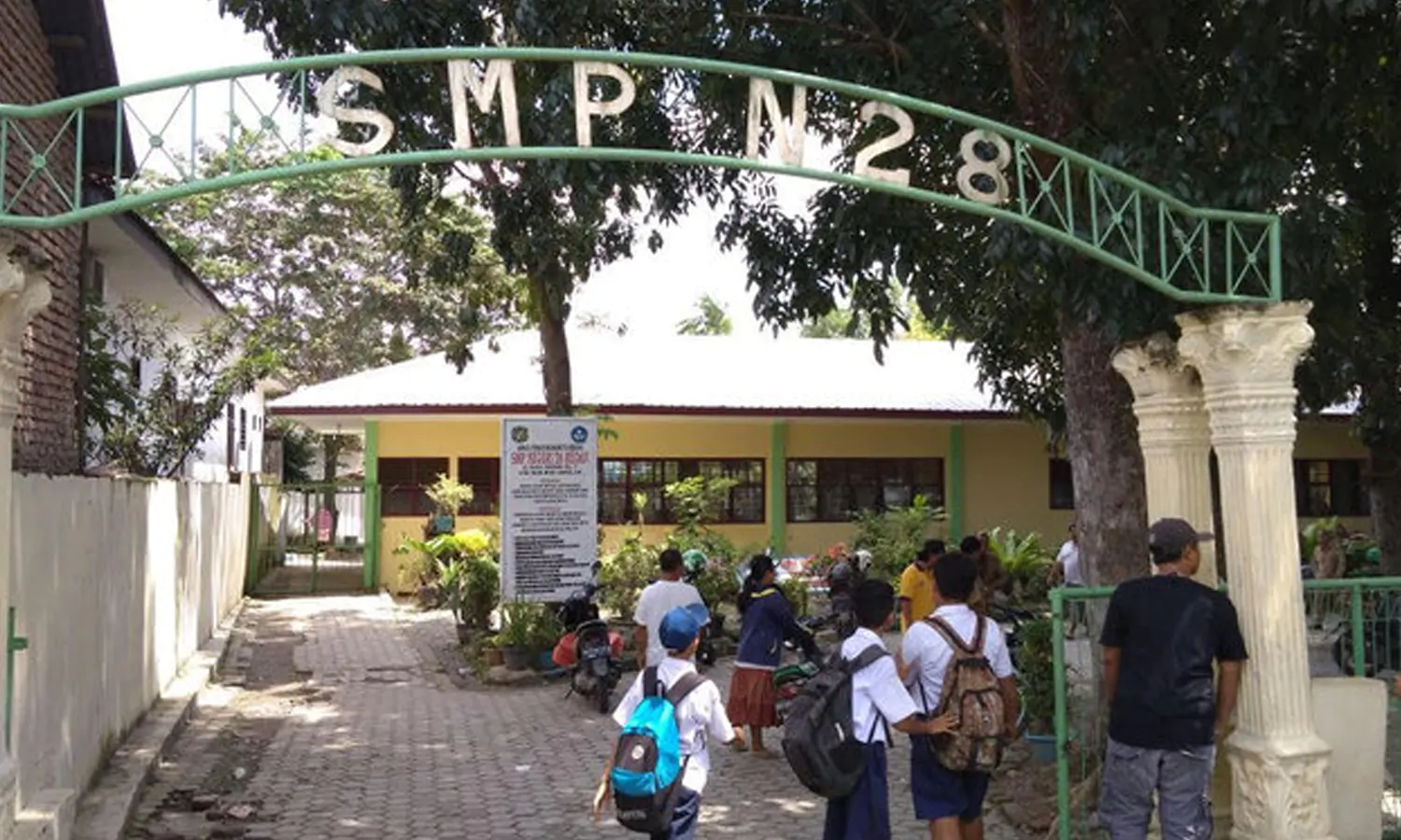 Anggota DPRD Minta Guru di SMP Negeri 28 Medan Dievakuasi