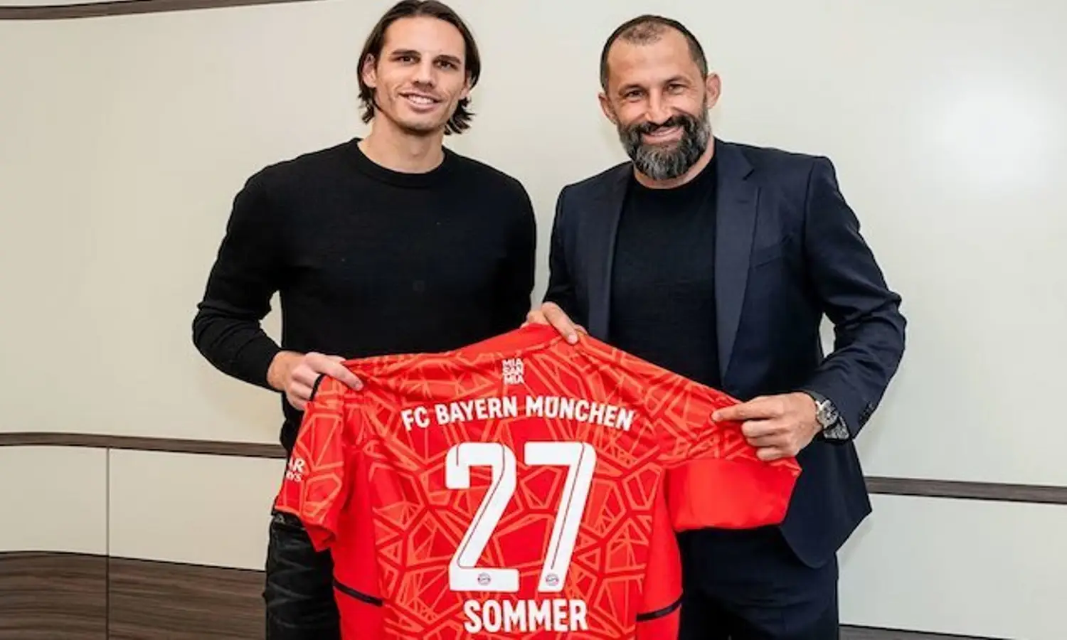 Bursa Transfer 2023: Bayern Munchen Rekrut Yann Sommer dari Gladbach!