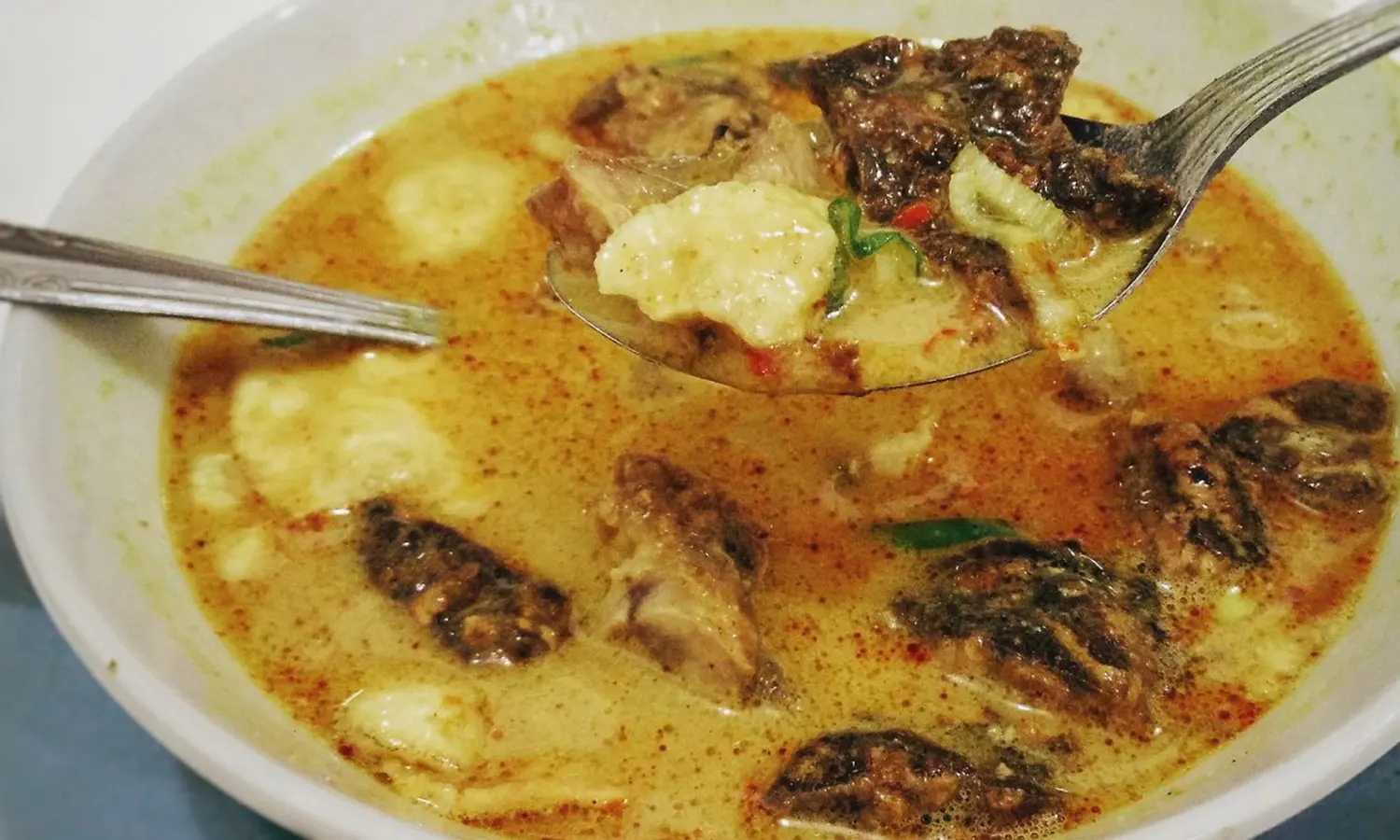 Soto Betawi H. Husein sangat enak sekali