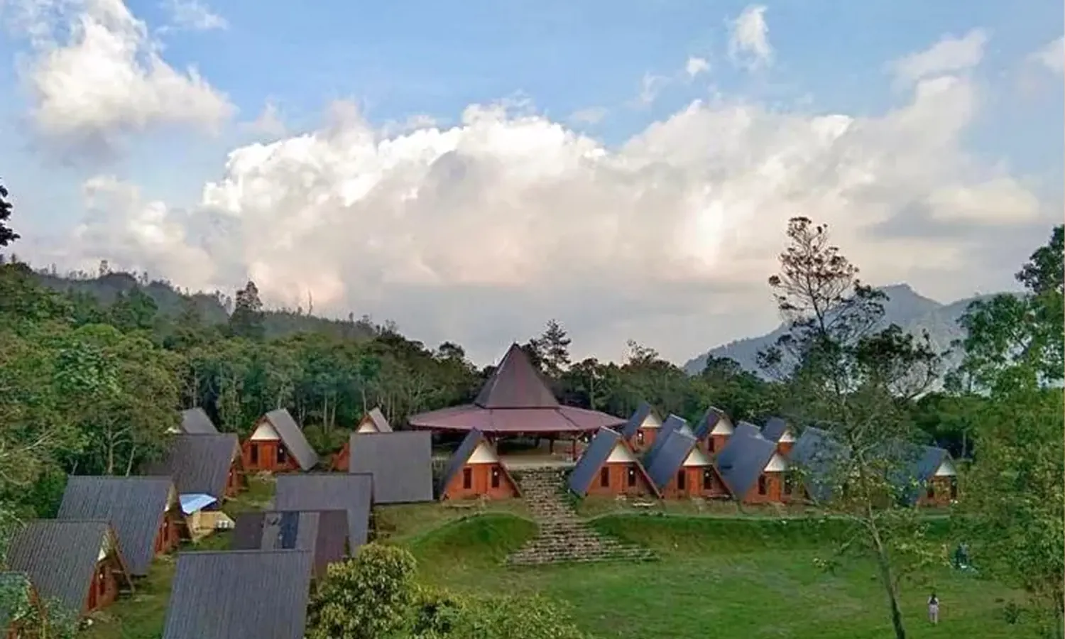 8 Penginapan di Tawangmangu Murah dengan Pemandangan yang Indah