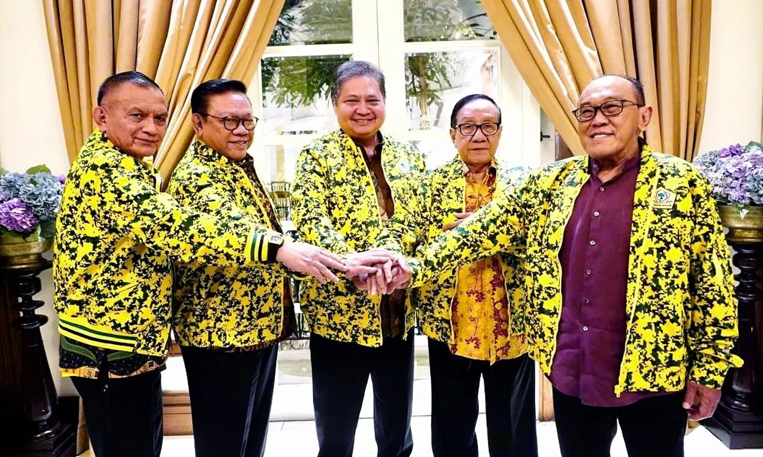 Ketum Airlangga Hartarto Bertemu 3 Tokoh Senior Partai Golkar, Bahas Apa?