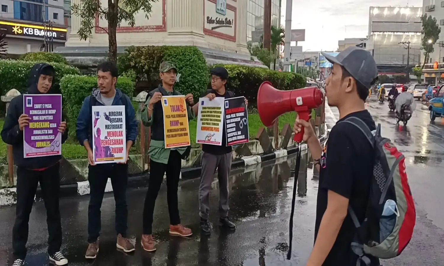 Tolak Keras Pengesahan RUU KUHP karena Ada 17 Pasal Berpotensi Mengekang Kerja Jurnalis