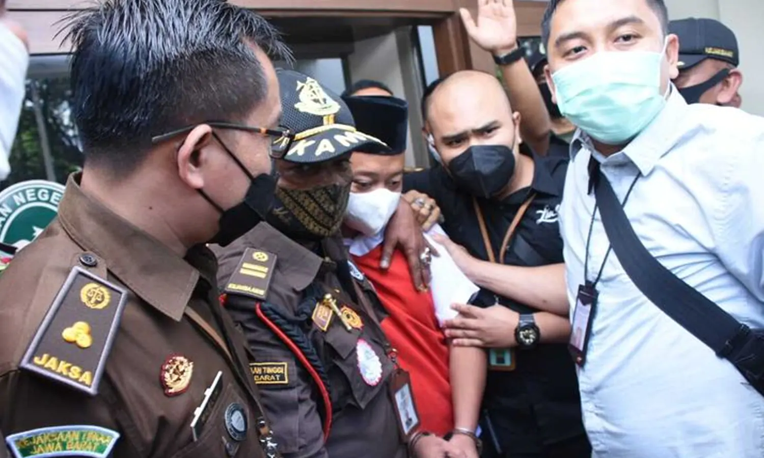 Herry Wirawan Dituntut Hukuman Mati dan Kebiri Kimia atas Kasus Pemerkosaan Belasan Santriwati