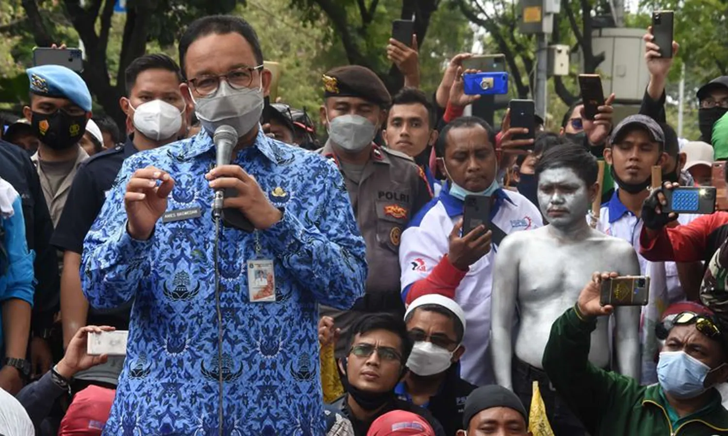 Anies Baswedan Naikkan UMP DKI Jakarta Sebesar Rp 225 Ribu