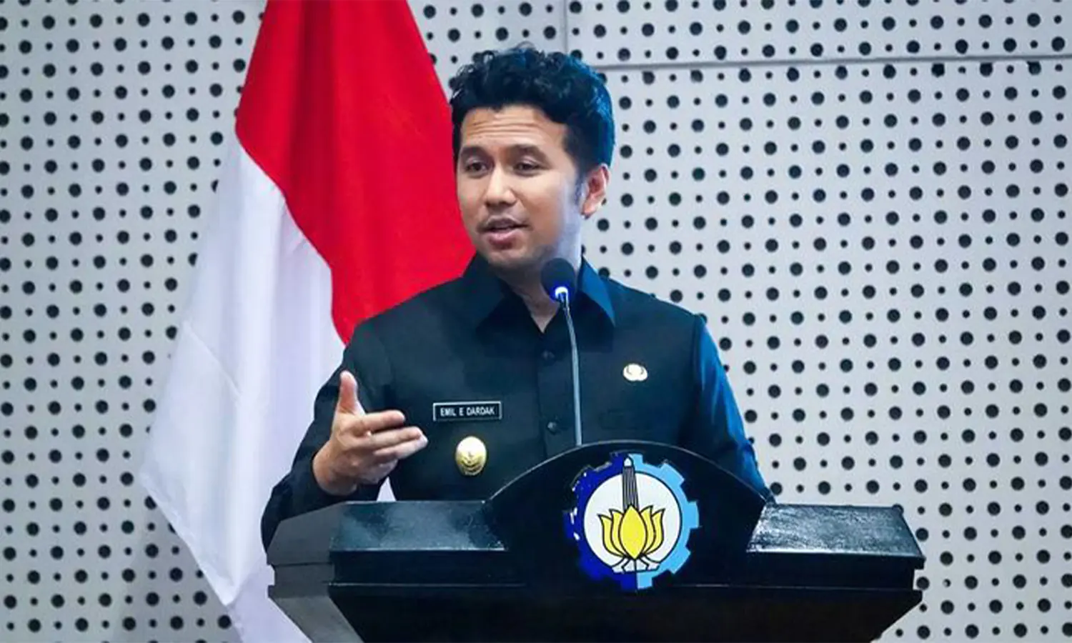 Ruang Kerja Wakil Gubernur Jatim Digeledah KPK