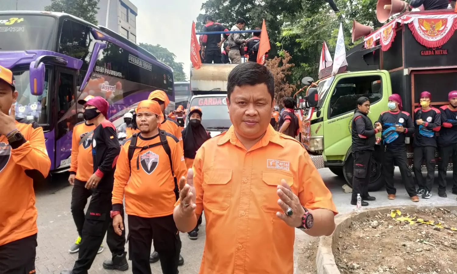 Tolak Kenaikan BBM, Ribuan Buruh di Sumut Turun ke Jalan