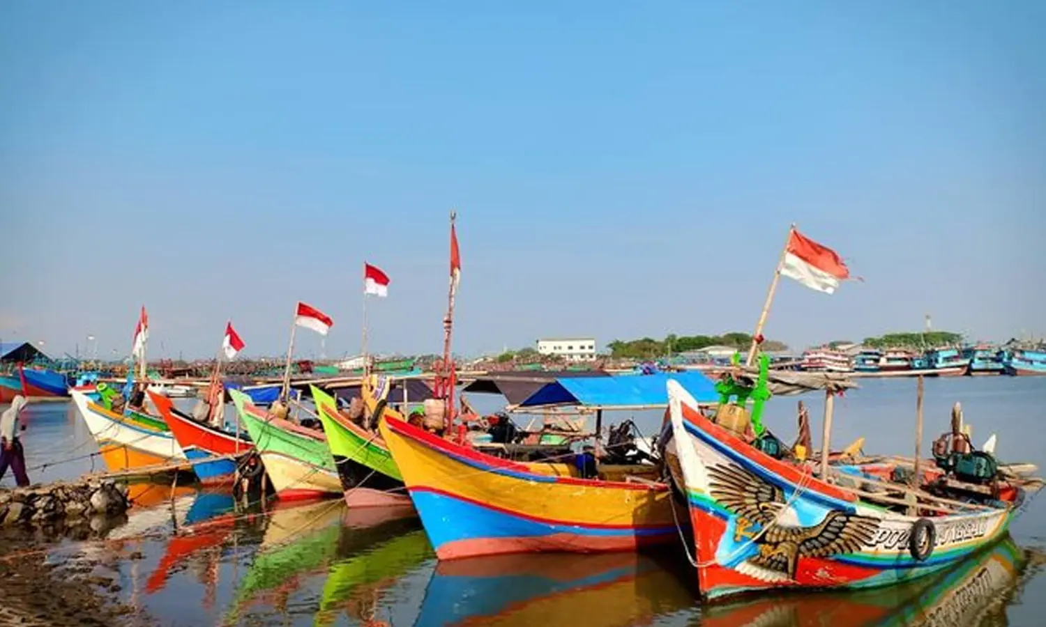 7 Rekomendasi Tempat Wisata di Cirebon yang Lagi Hits Dikunjungi