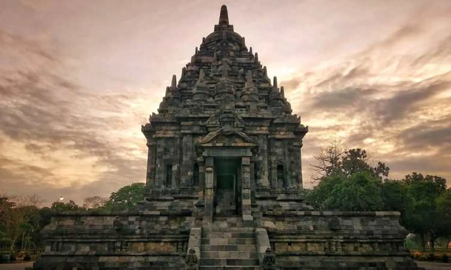 10 Tempat Wisata di Klaten yang Populer dan Wajib Dikunjungi