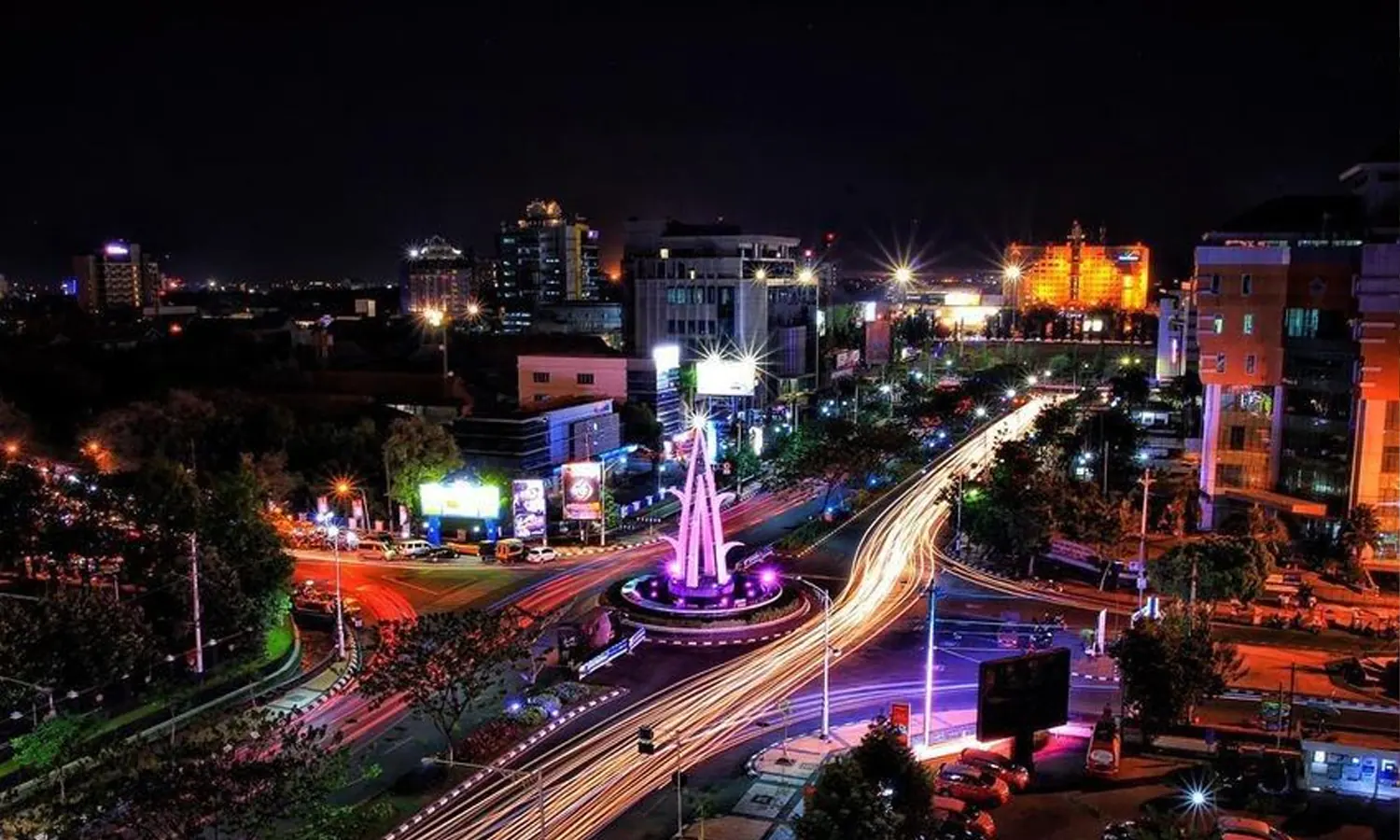 10 Tempat Wisata Malam di Semarang yang Hits dan Asyik Dikunjungi Bersama Orang Tersayang