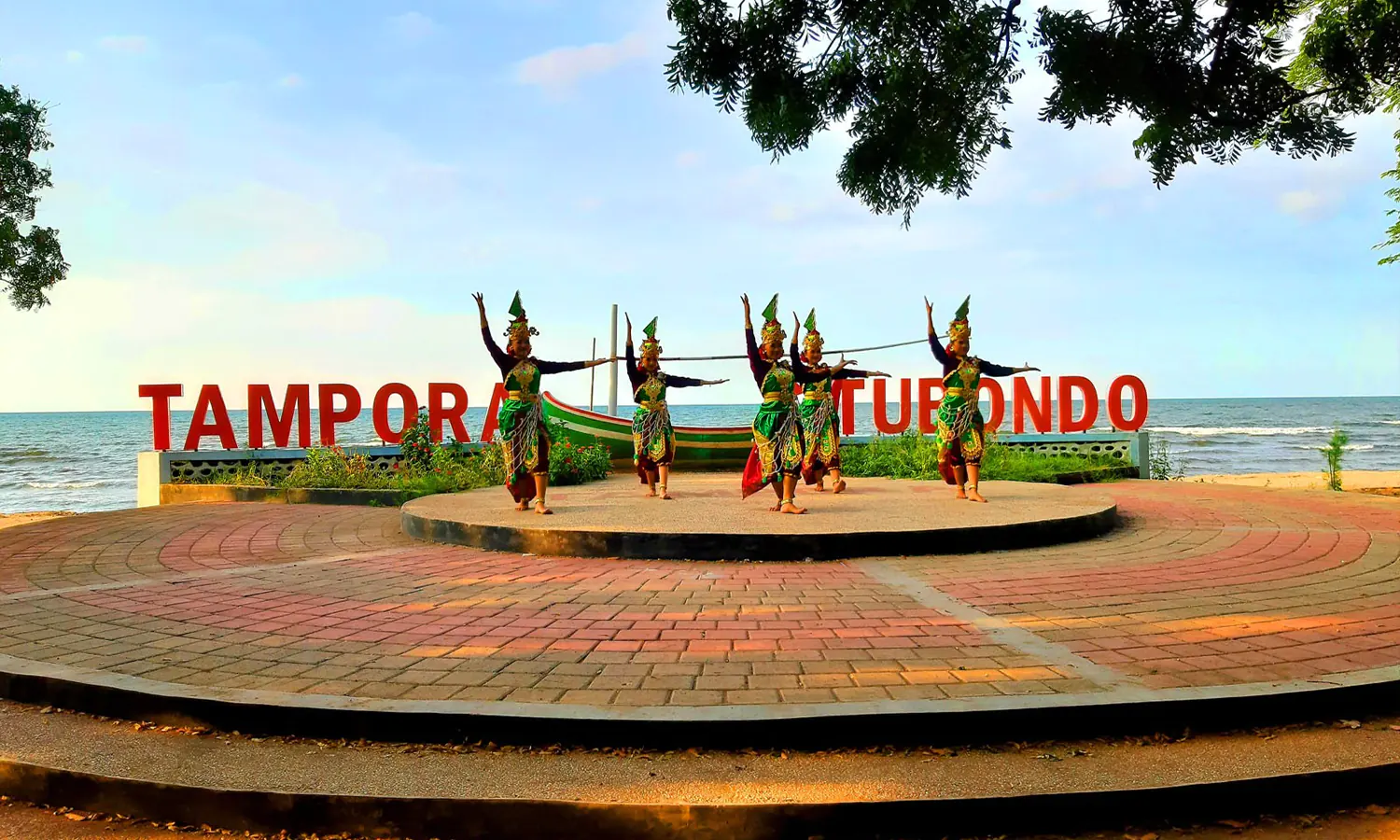 10 Tempat Wisata di Situbondo yang Lagi Hits Dikunjungi