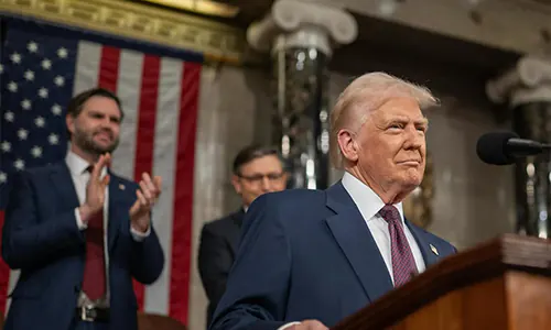 Kebijakan Trump Menggila: Ekspor RI Terancam, Rupiah di Ujung Tanduk