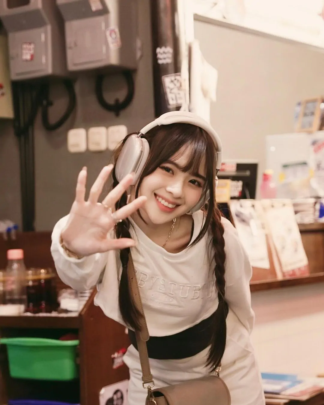 Cindy Yuvia