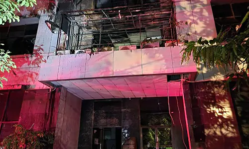 Gedung LBH-YLBHI Jakarta Dilahap Si Jago Merah, Ada Pertanda Apa? 