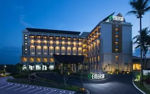 Hotel di Padang Panjang