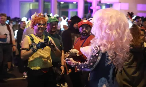 Jelang Perayaan Halloween 2023, Kostum Serikat Pekerja Hollywood Menuai Kontroversi