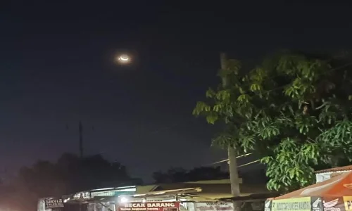 Konjungsi Bulan