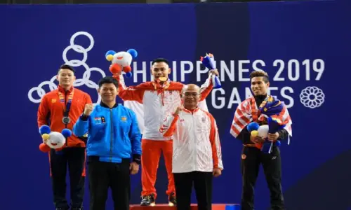 Ikuti Kualifikasi Olimpiade Paris 2024, 11 Atlet Angkat Besi Indonesia Dikirim ke Doha