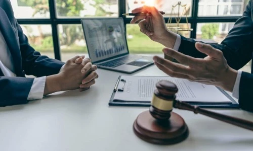 Ini Perbedaan Putusan dan Penetapan dalam Hukum