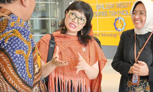 Visa AS Diblokir, Kemendiktisaintek Siapkan Jalan Alternatif untuk Mahasiswa Indonesia