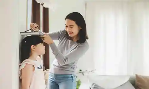 Gibran Rakabuming Singgung Masalah Stunting dan Sanitasi, Ini Kaitannya