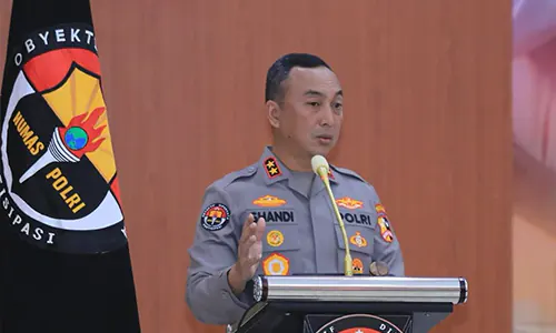 SKK untuk Jurnalis Asing: Perlindungan atau Pengawasan Terselubung?